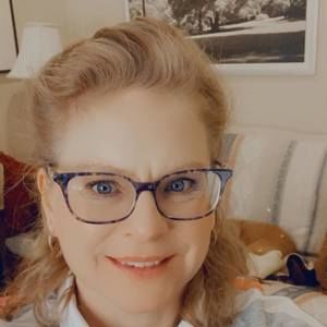 Meet your Posher, Beth ann